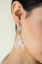 Charger l&#39;image dans la galerie, Jaw-Droppingly Jelly - Silver Earrings
