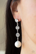 Charger l&#39;image dans la galerie, Yacht Scene - White Earrings
