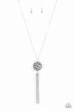 Cargar imagen en el visor de la galería, Rhinestone Revolution - White Necklace Set
