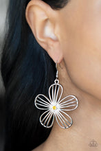 Charger l&#39;image dans la galerie, Meadow Musical - Yellow Earrings
