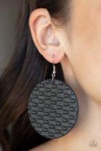 Charger l&#39;image dans la galerie, WEAVE Me Out Of It - Black Earrings
