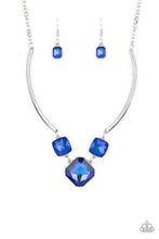 Cargar imagen en el visor de la galería, Divine Iridescence - Blue Necklace Set
