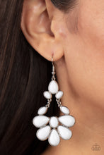 Charger l&#39;image dans la galerie, Colorfully Canopy - White Earrings
