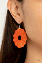 Charger l&#39;image dans la galerie, Fan the Breeze - Orange Earrings
