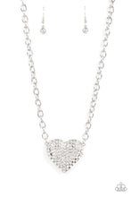 Cargar imagen en el visor de la galería, Heartbreakingly Blingy - White Necklace Set
