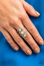 Cargar imagen en el visor de la galería, Color Me Envious - White Ring

