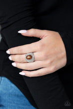 Cargar imagen en el visor de la galería, Glittering Go-Getter - Brown Ring
