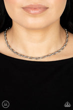 Cargar imagen en el visor de la galería, Urban Underdog - Silver Necklace Set
