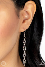 Cargar imagen en el visor de la galería, Urban Underdog - Silver Necklace Set

