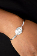 Cargar imagen en el visor de la galería, Definitely Dashing - White Bracelet
