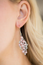 Carregar imagem no visualizador da galeria, Famous Fashion - Pink Earrings
