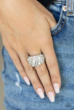 Cargar imagen en el visor de la galería, Gatsby's Girl - White Ring
