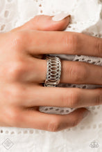Cargar imagen en el visor de la galería, Here We Vertigo - Silver Ring
