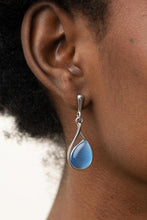 Charger l&#39;image dans la galerie, Pampered Glow Up - Blue Earrings
