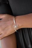 Cargar imagen en el visor de la galería, Hibiscus Hipster - White Bracelet
