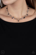 Cargar imagen en el visor de la galería, Sahara Social - Black Choker Necklace Set
