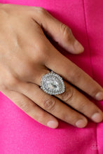 Cargar imagen en el visor de la galería, Icy Indulgence - White Ring
