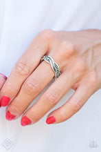 Cargar imagen en el visor de la galería, Texture Tango - Silver Ring
