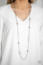 Charger l&#39;image dans la galerie, Duchess Dazzle - Silver Necklace Set

