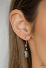 Charger l&#39;image dans la galerie, Duchess Dazzle - Silver Necklace Set
