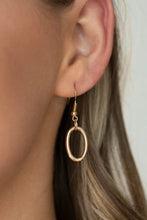 Cargar imagen en el visor de la galería, Defined Drama - Gold Necklace Set
