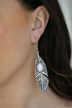 Load image into Gallery viewer, QUILL Thrill - Silver Earrings
